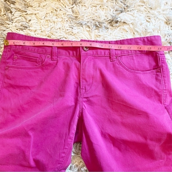 NWTs LOFT | Dark Pink Modern Cotton Blend Crop Pants Size 28/6 - Picture 7 of 9